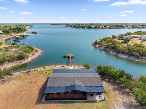 Photo of 606 W Moonshine Road, Seymour, TX 76380 (MLS # 21372968)