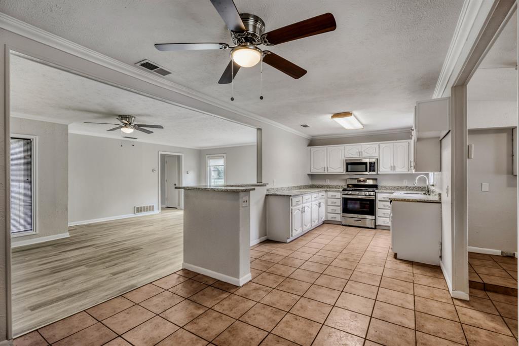 Wynnewood Park 03 - Residential