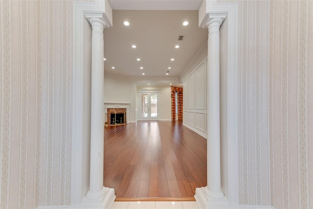 103 Bogey Court