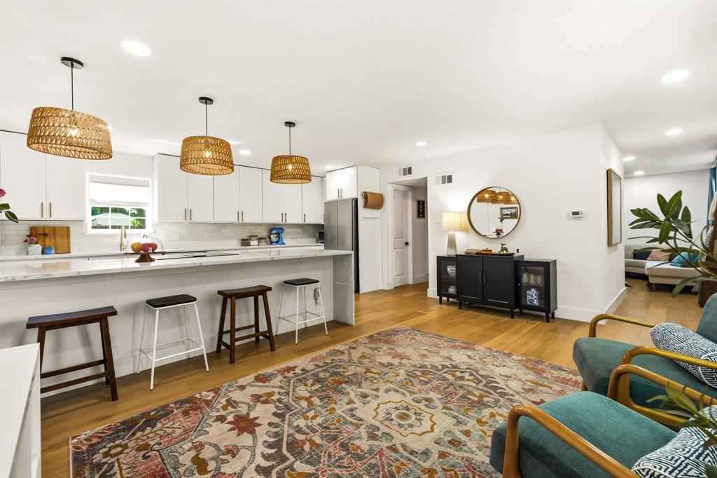 Photo of 1203 Quill Drive, Plano, TX 75075 (MLS # 21368897)