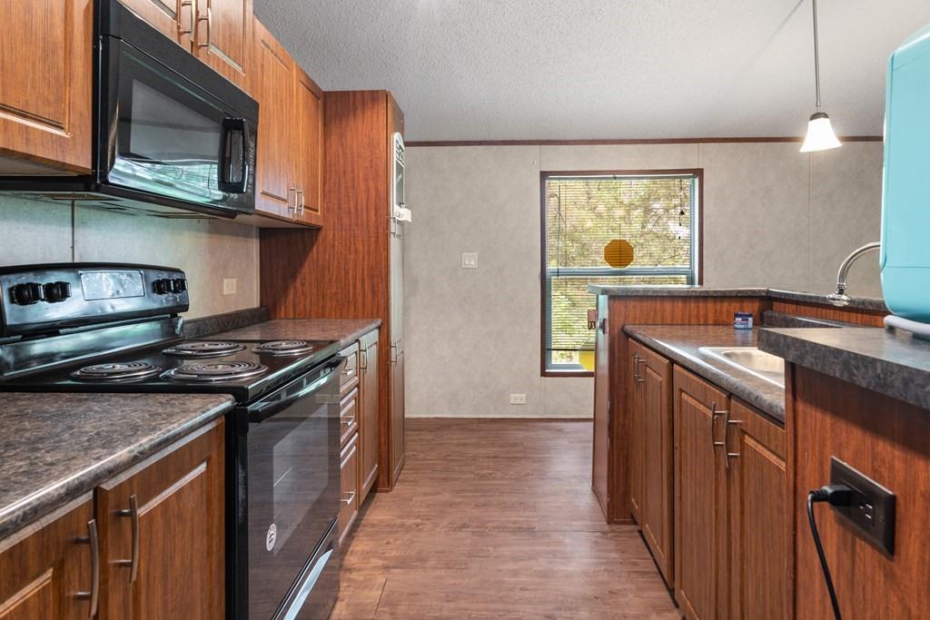 Cedar Creek Cove - Residential