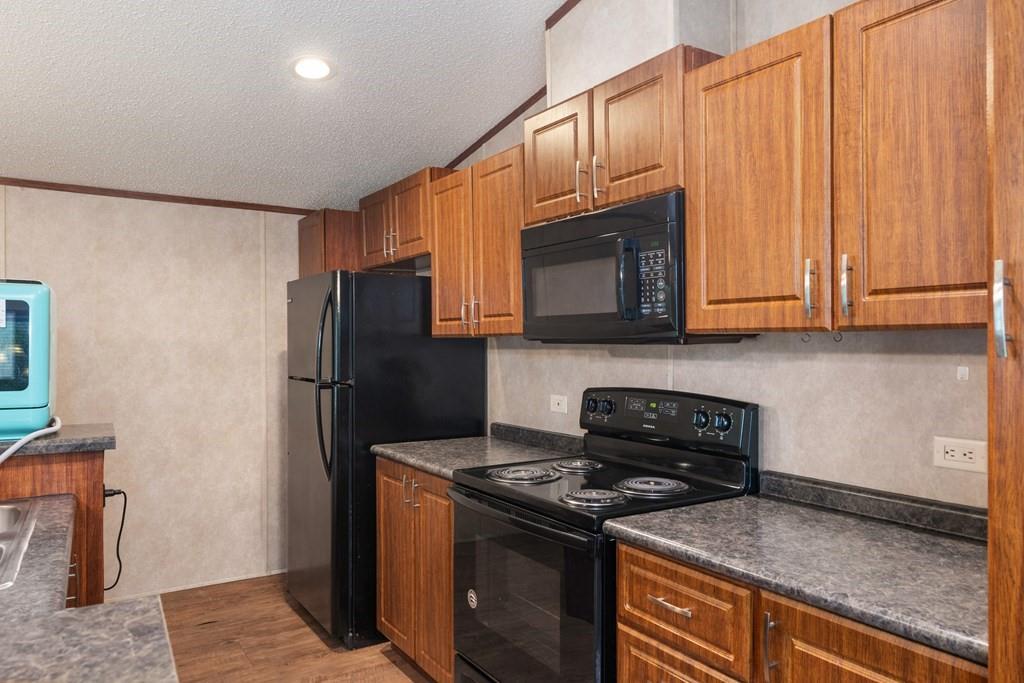 Cedar Creek Cove - Residential