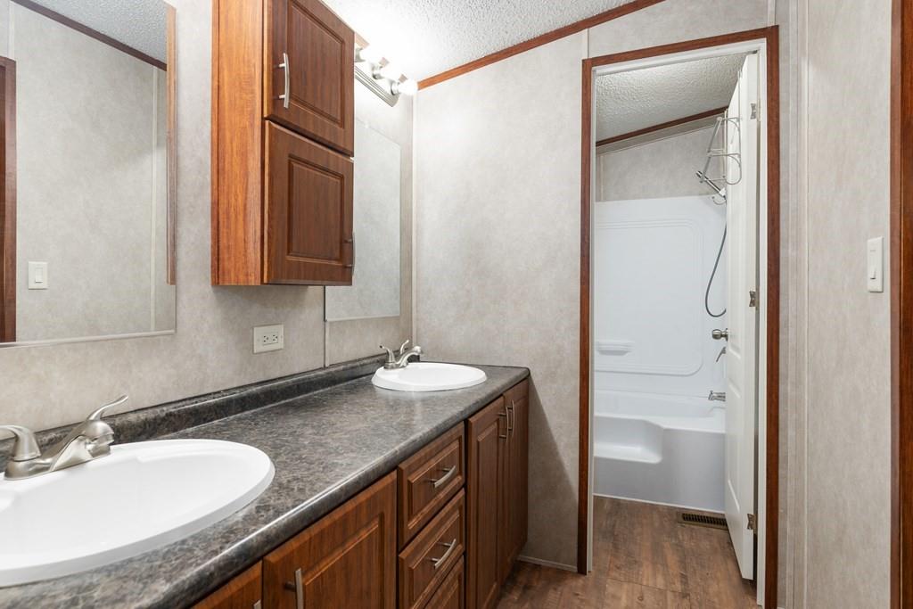 Cedar Creek Cove - Residential