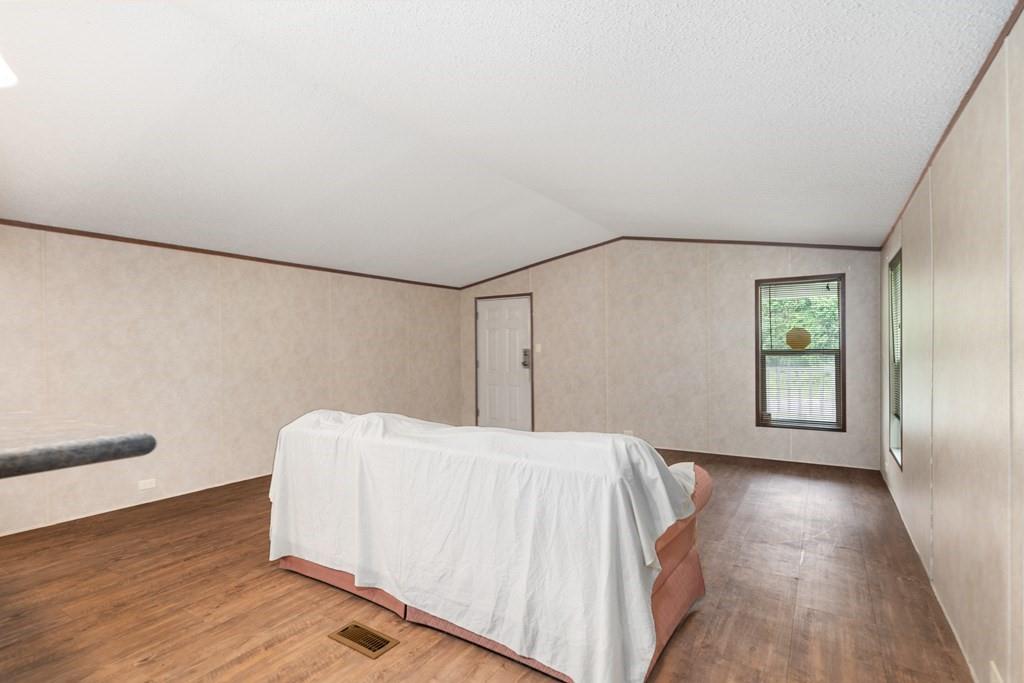 Cedar Creek Cove - Residential