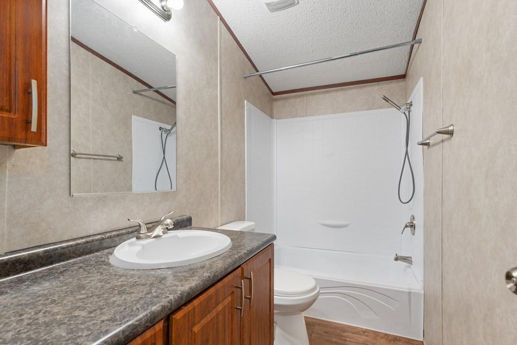 Cedar Creek Cove - Residential