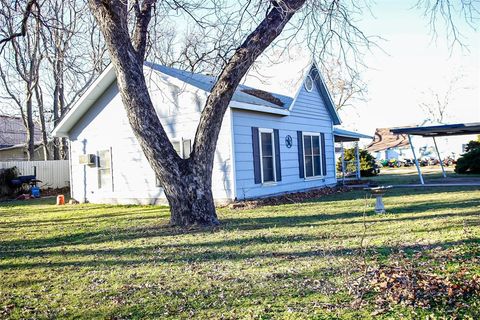 A home in Clyde