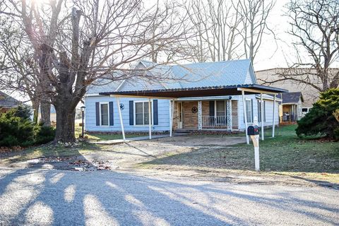 A home in Clyde