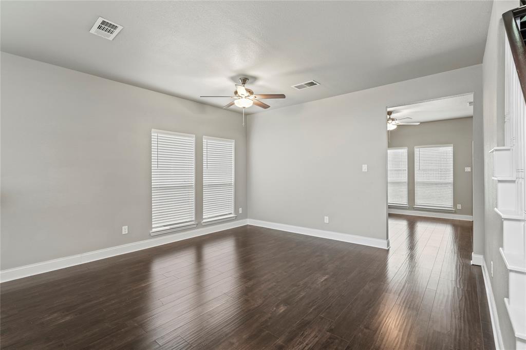 313 Wallford Lane