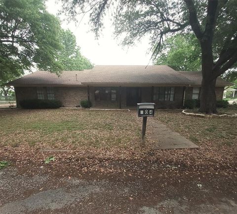 504 Gaddy Street Farmersville TX 75442