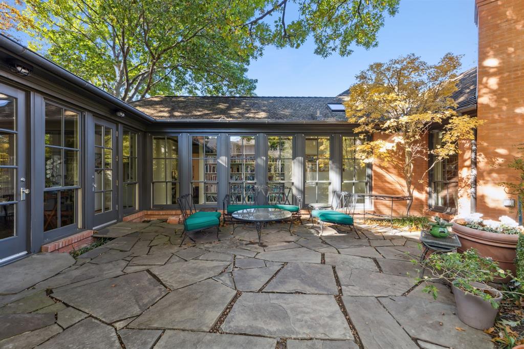 Devonshire - Residential