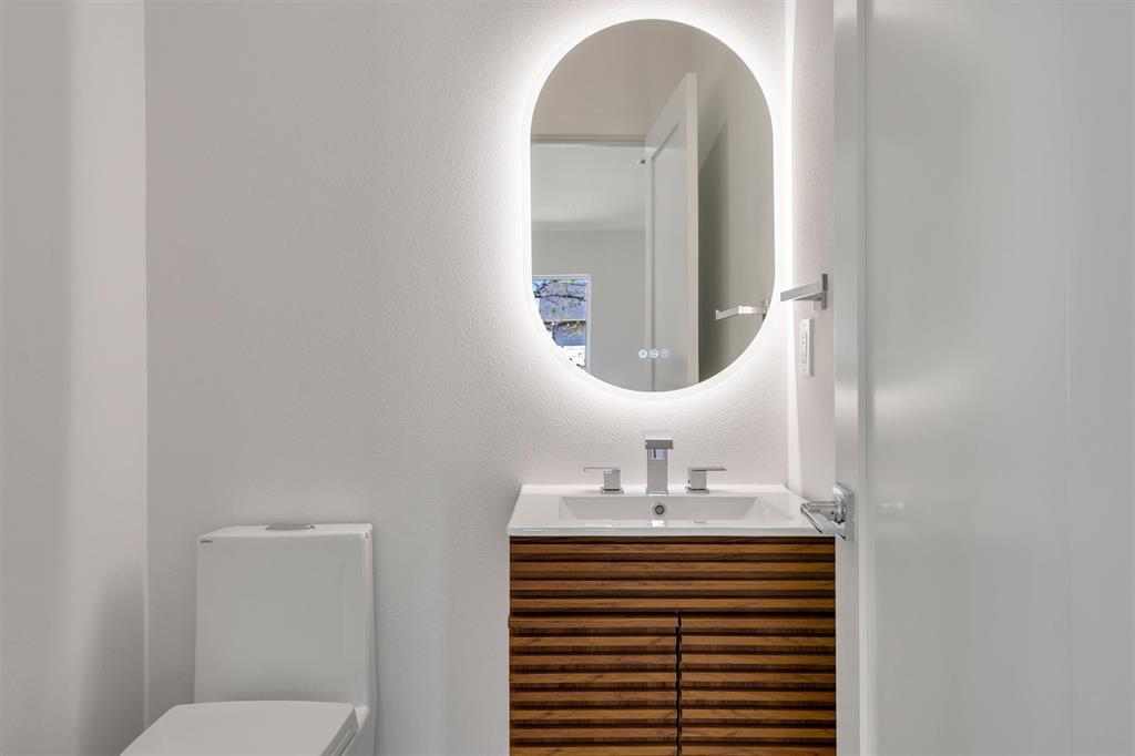 Ridgecrest Village - Residential Lease