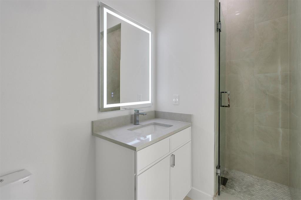 Ridgecrest Village - Residential Lease