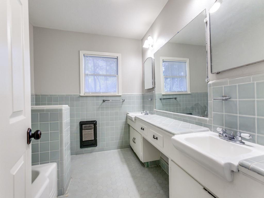 T Thomas - Residential Lease