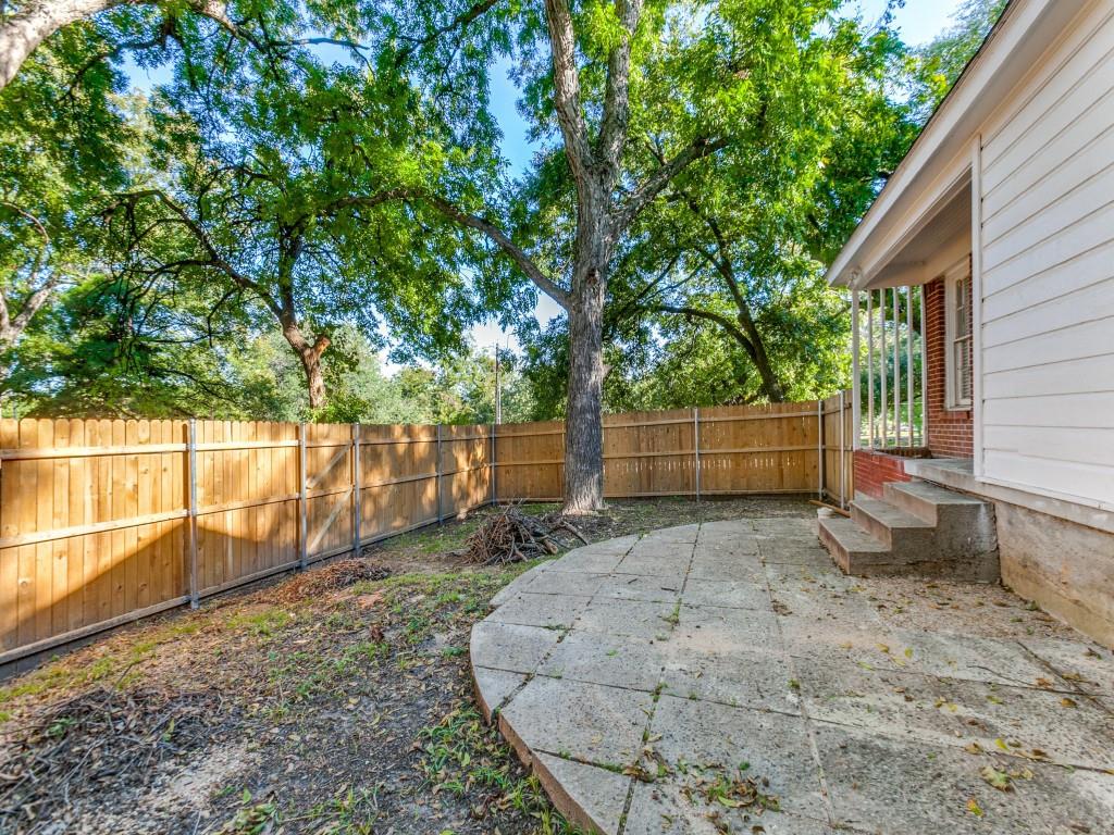 T Thomas - Residential Lease