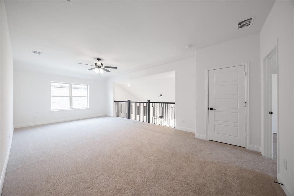 Valencia on the Lake - Residential