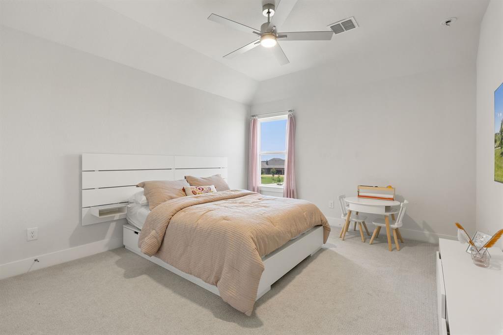 Lakeview Downs - Residential Lease