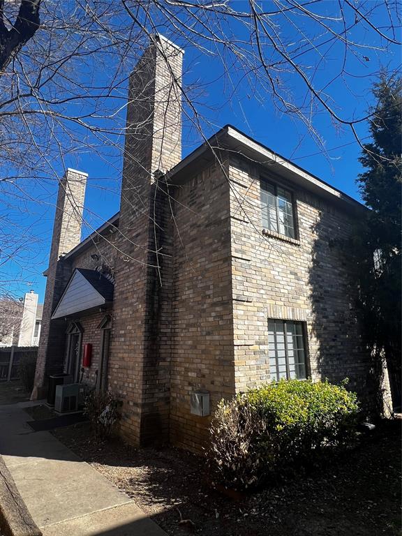 Crossroads gardens Condos - Commercial Sale