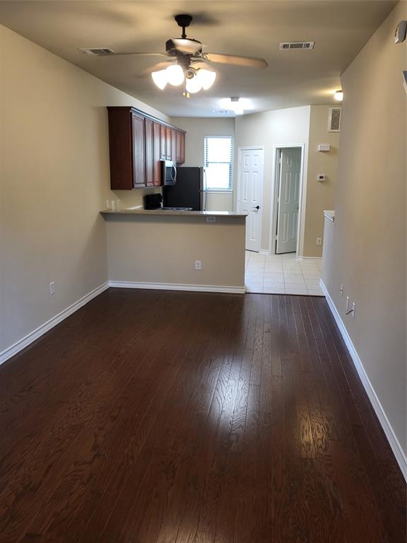 South Center Street Twnhms - Residential Lease