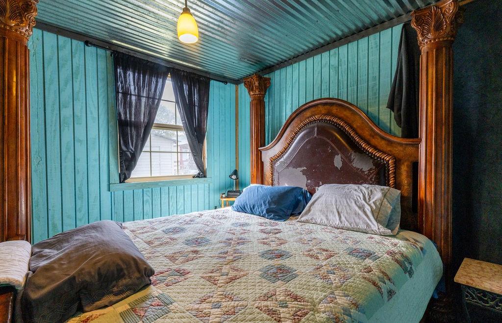 Woodland Hills - Residential