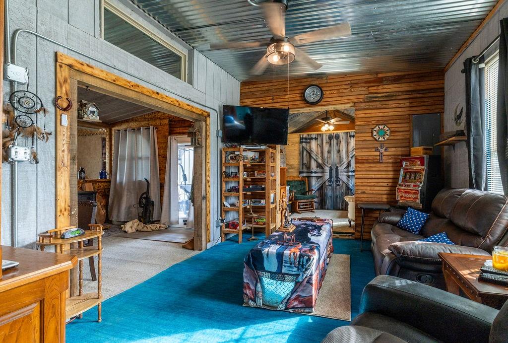 Woodland Hills - Residential