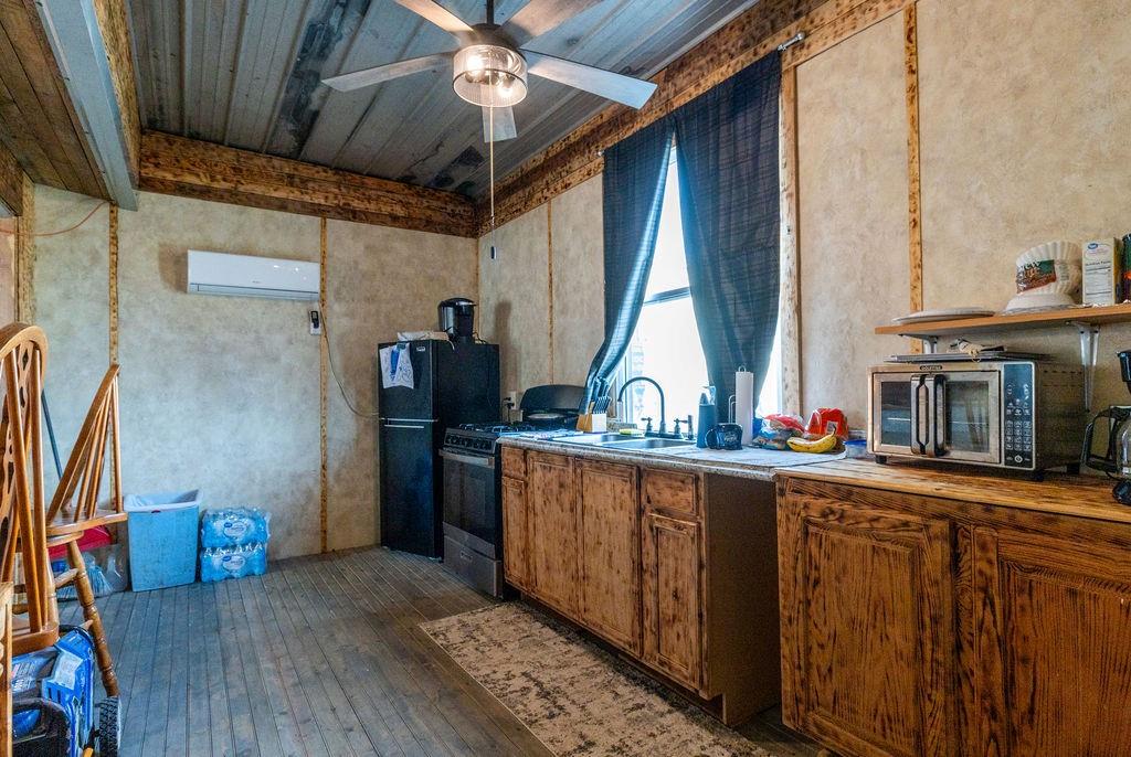 Woodland Hills - Residential