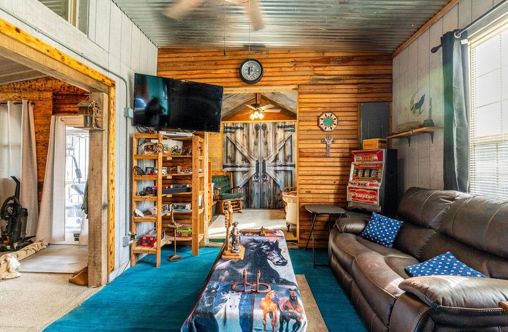 Woodland Hills - Residential