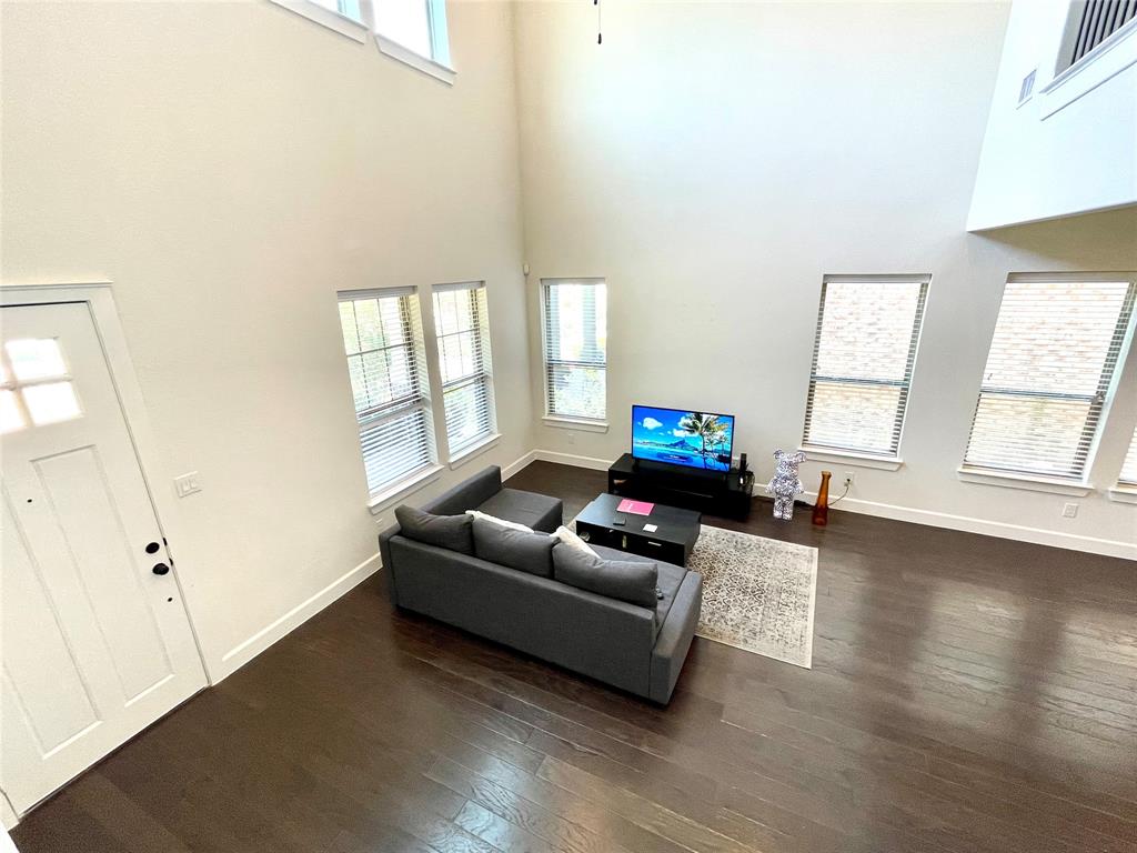 Viridian Village 2a - Residential Lease