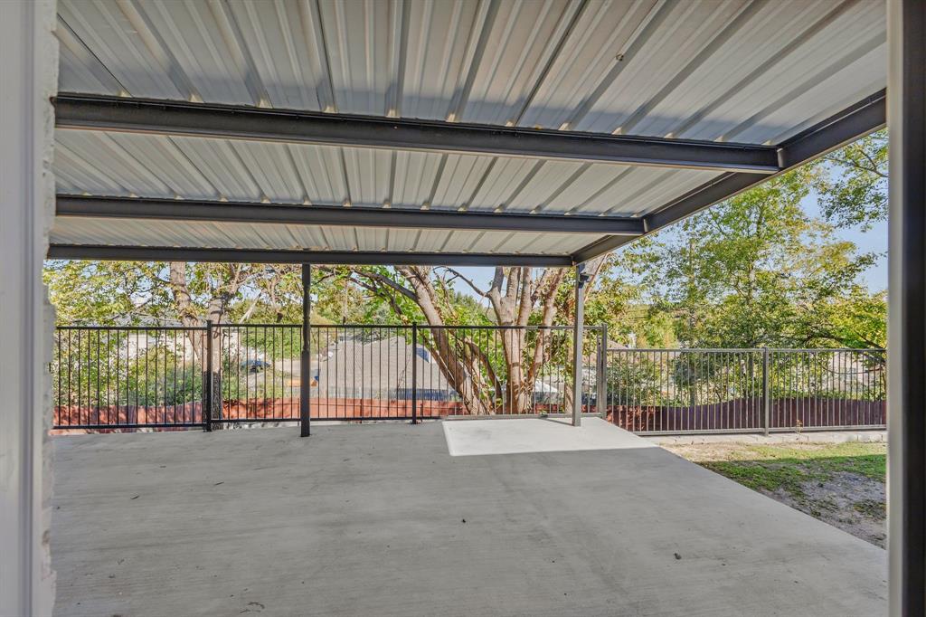 Singing Hills - Residential