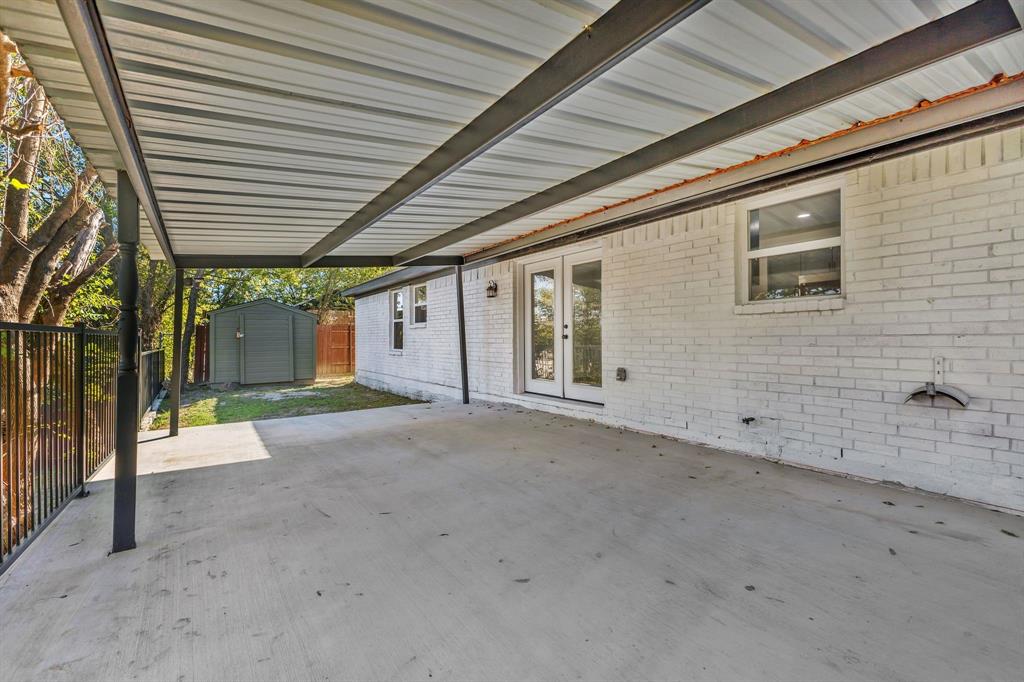 Singing Hills - Residential