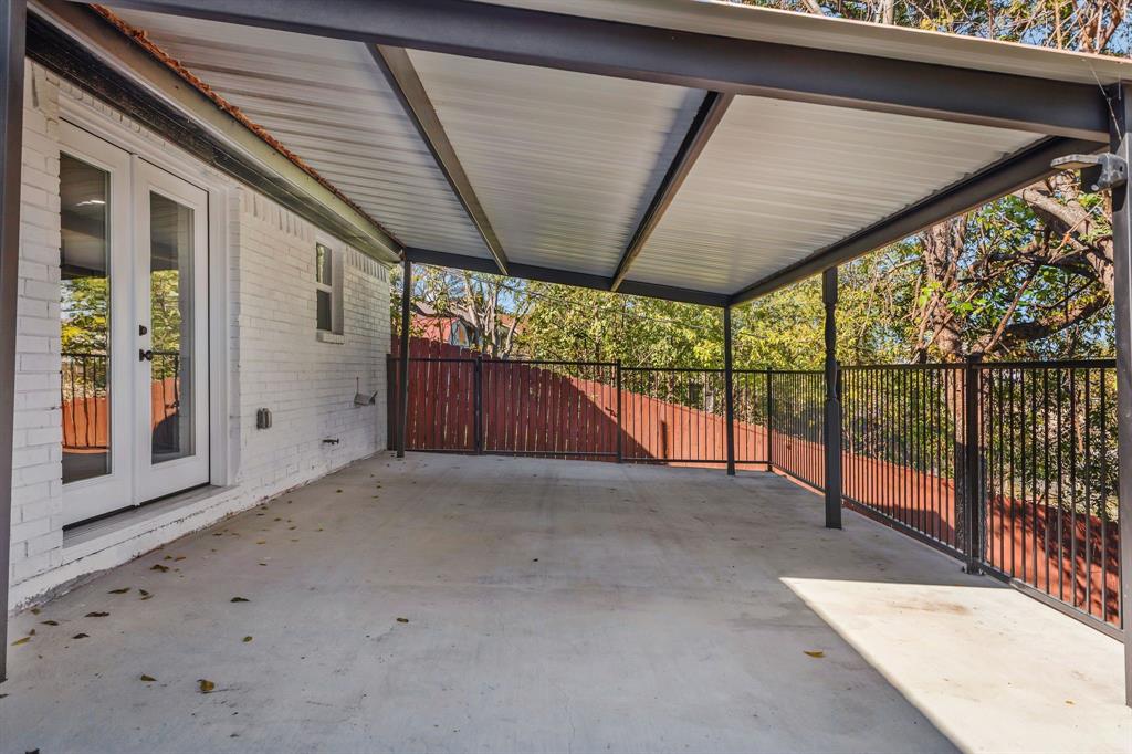 Singing Hills - Residential