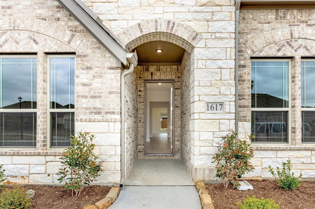 1617 Community Drive