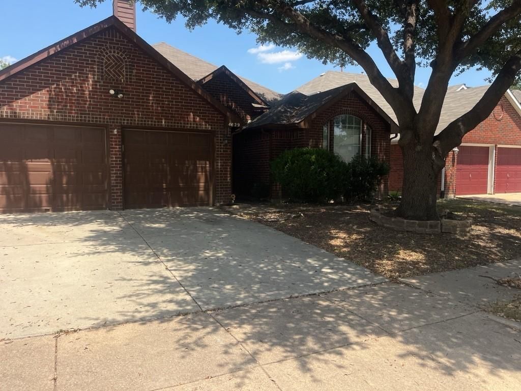 Photo of 4829 Salmon Run Way, Fort Worth, TX 76137 (MLS # 21250791)