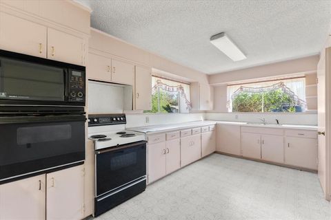 Tiny photo for 186 Plantation Avenue, Pottsboro, TX 75076 (MLS # 21223680)