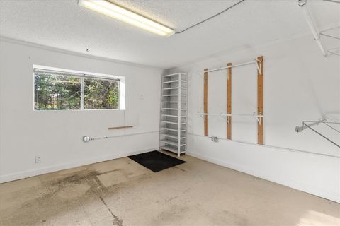 Tiny photo for 186 Plantation Avenue, Pottsboro, TX 75076 (MLS # 21223680)