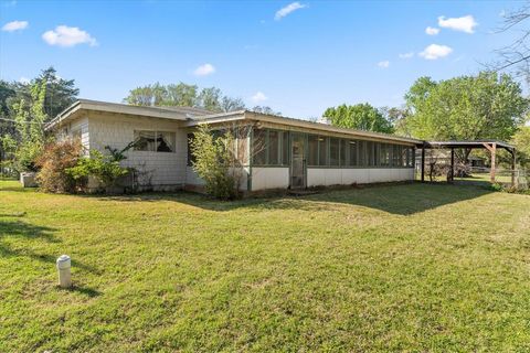 Tiny photo for 186 Plantation Avenue, Pottsboro, TX 75076 (MLS # 21223680)
