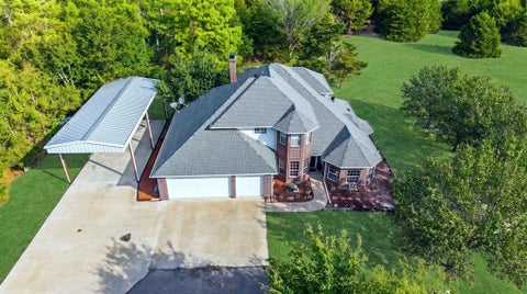 Photo of 399 County Road 4101, Greenville, TX 75401 (MLS # 21398898)