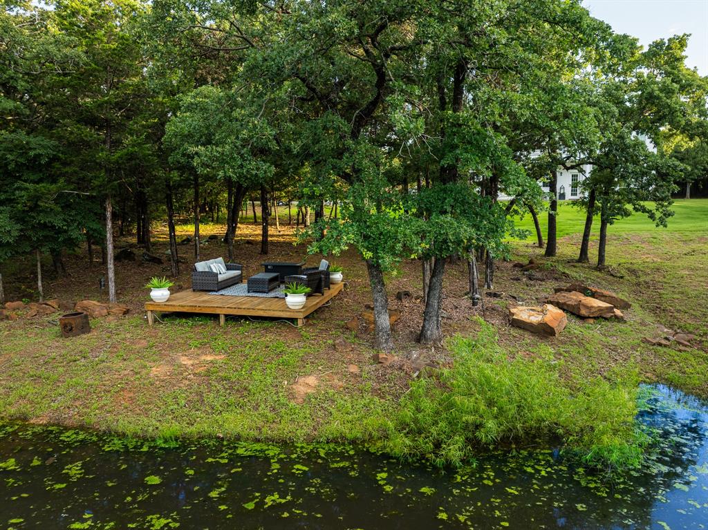 1619 Bloomfield Road