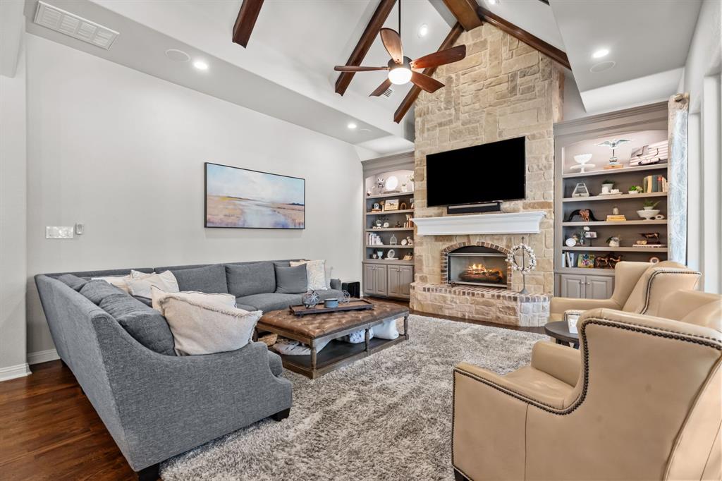 1809 Summit Court