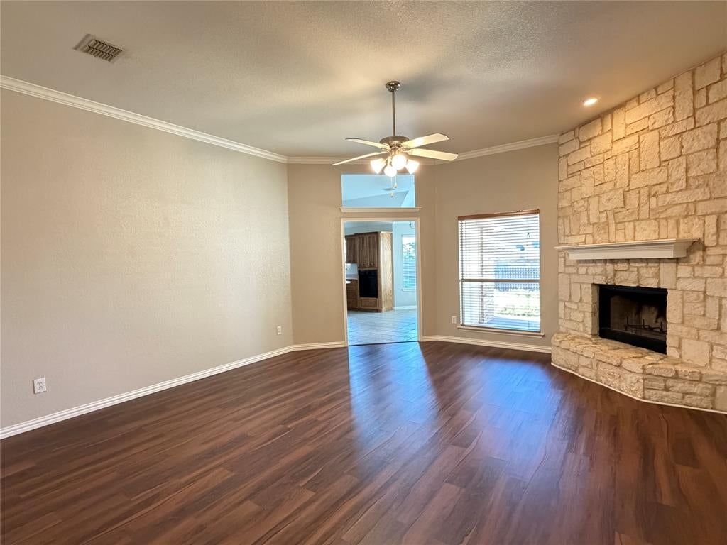 Photo of 5932 Highcrest Drive, Watauga, TX 76148 (MLS # 21406567)