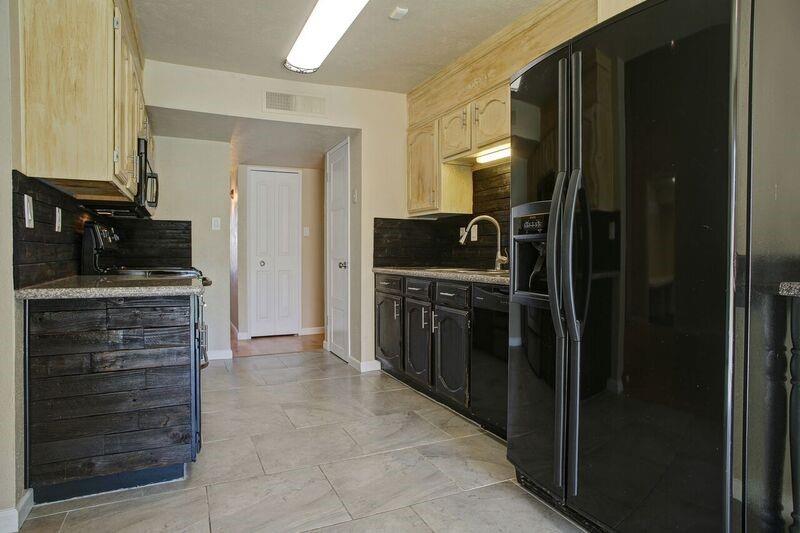 Colony 21 - Residential Lease