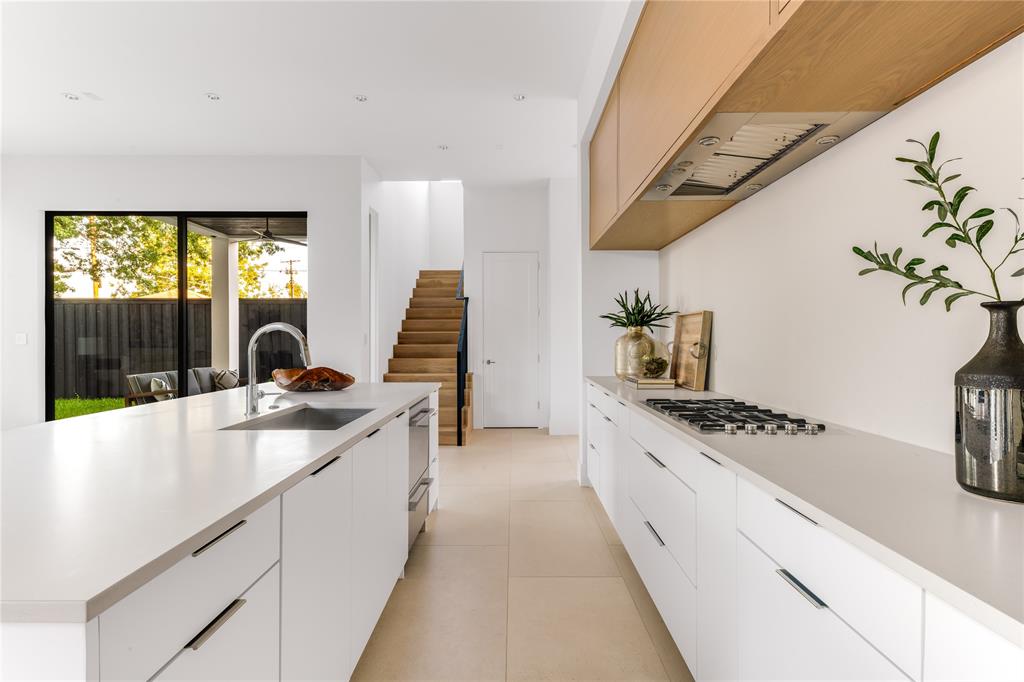 Lovers Lane Heights - Residential