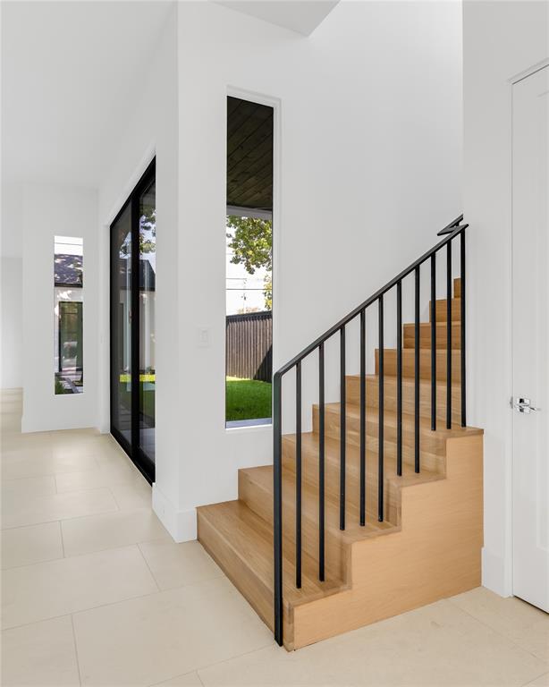 Lovers Lane Heights - Residential