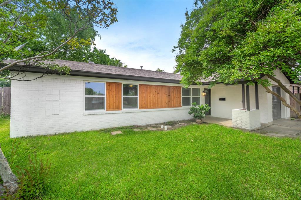 3615 Emerald Drive