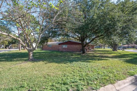 A home in Terrell