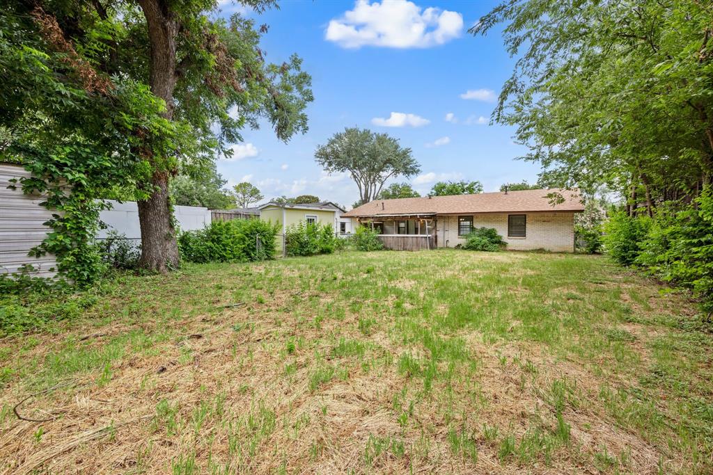 1832 Moonbeam Lane