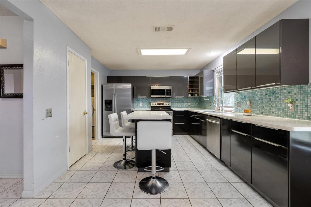 Fort Worth, Texas 76123, United States, 3 Bedrooms Bedrooms, ,3 BathroomsBathrooms,Residential,Active,92165