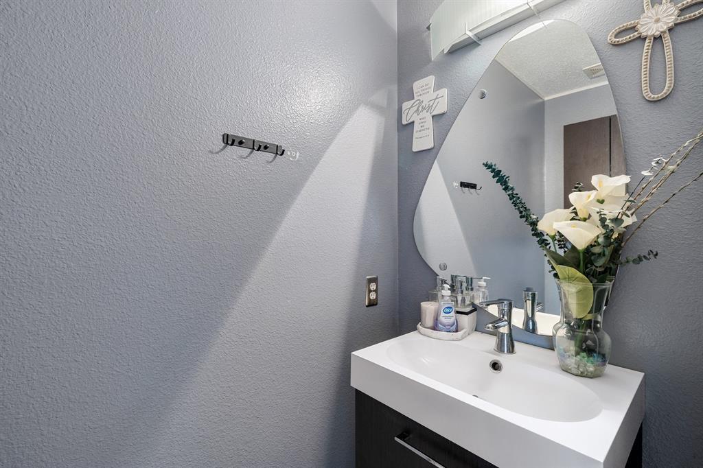 Fort Worth, Texas 76123, United States, 3 Bedrooms Bedrooms, ,3 BathroomsBathrooms,Residential,Active,92165