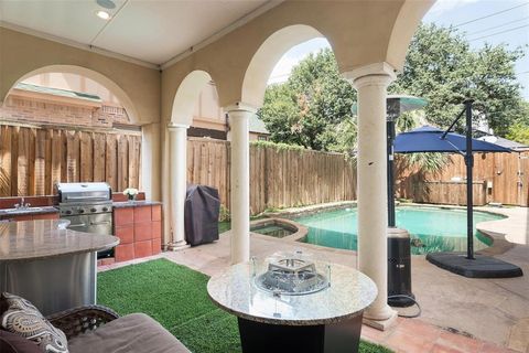 Tiny photo for 4532 Livingston Avenue, Highland Park, TX 75205 (MLS # 21188346)