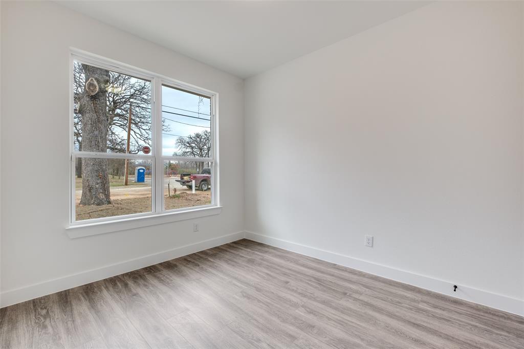 Central Ave 03 - Residential