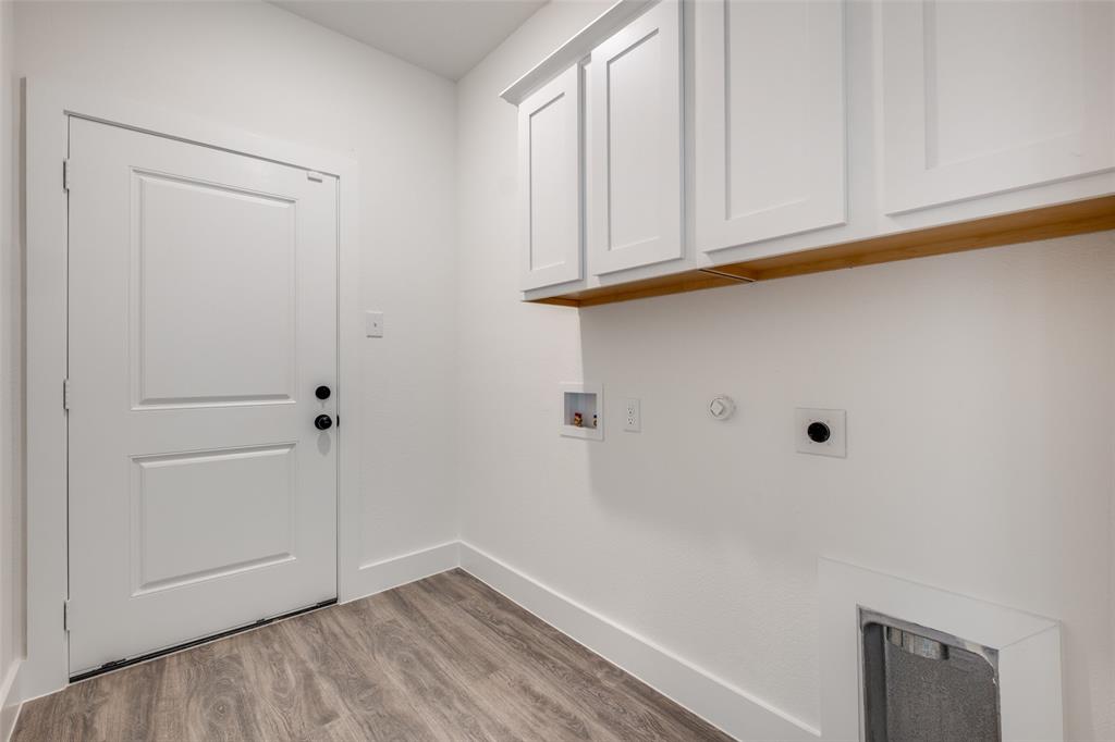 Central Ave 03 - Residential